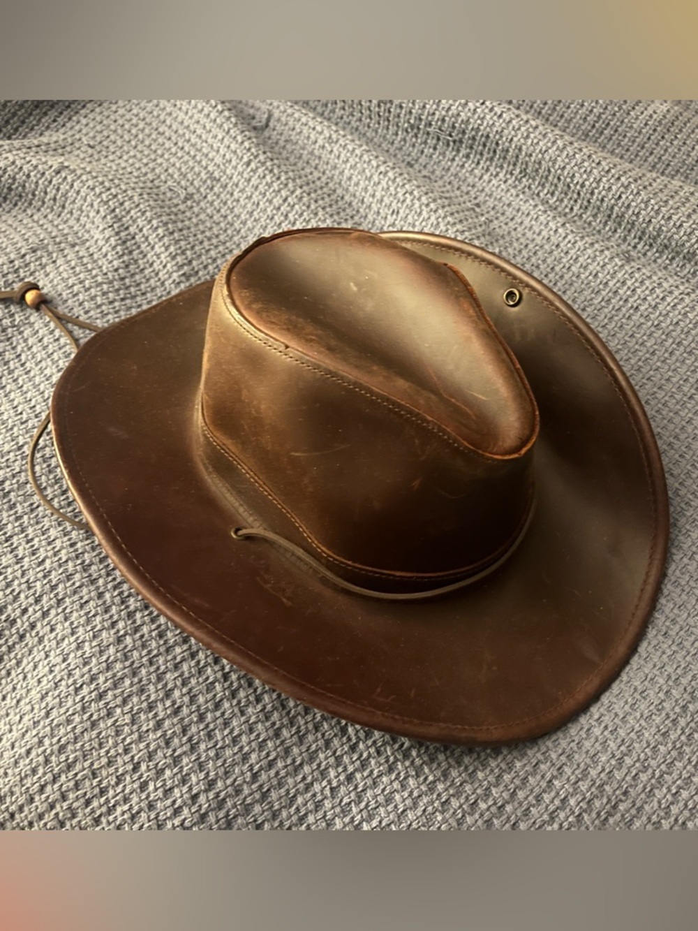 Brown Leather Outback Hat for Women - Classic Western Style